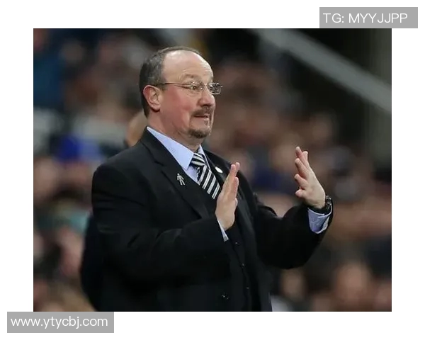 英超足球明星大头照展现球员风采与个性魅力的精彩瞬间 英超足球明星大头照展现球员风采与个性魅力的精彩瞬间